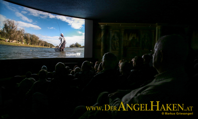 Fliegenfischen im Kino: Eindruck vom RISE Flyfishing Film Festival. Alle RISE Termine 2020 hier.